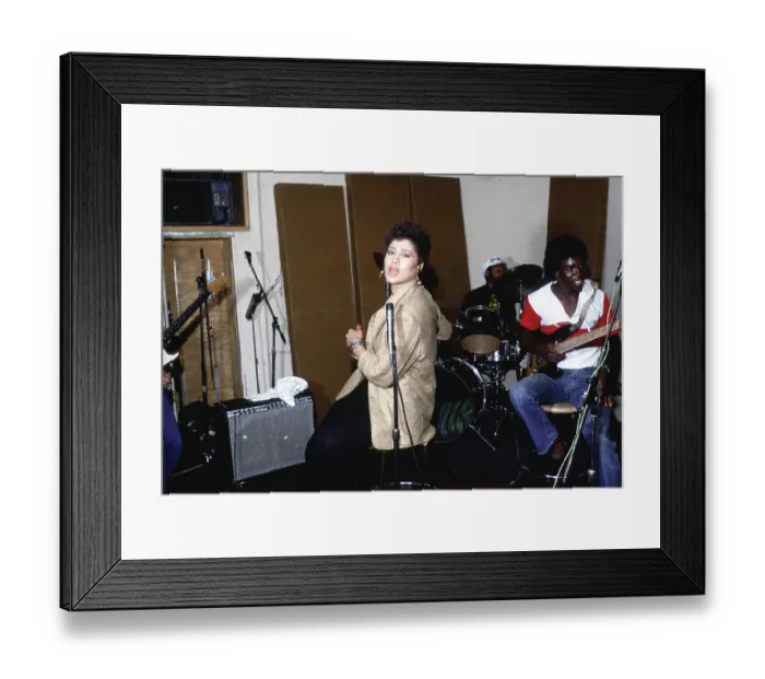 Framed Print : Photo of Phyllis Hyman Framed Print : Photo of Phyllis Hyman