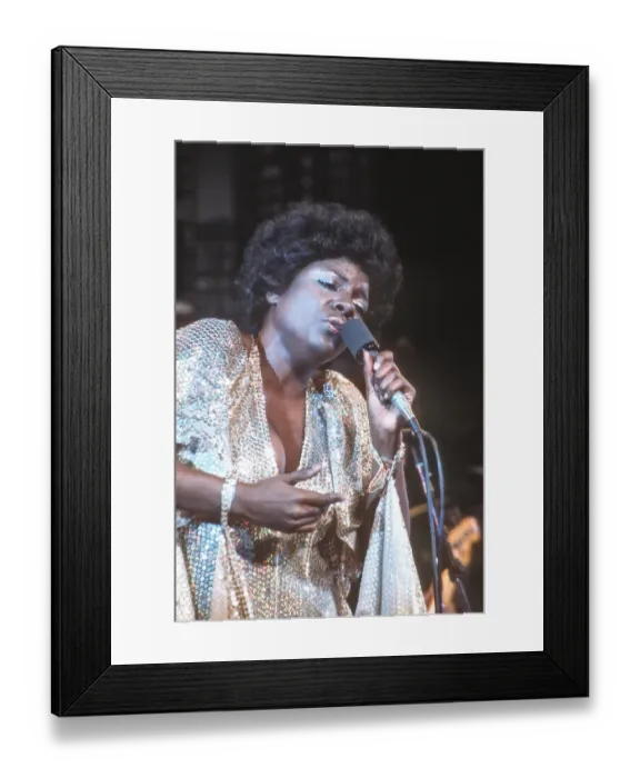 Framed Print : Photo of Gloria Gaynor Framed Print : Photo of Gloria Gaynor
