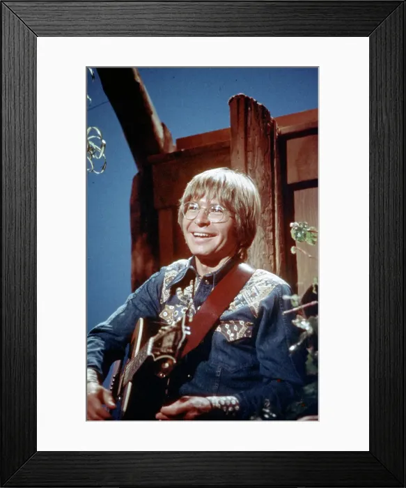 Framed Print : Photo of John Denver