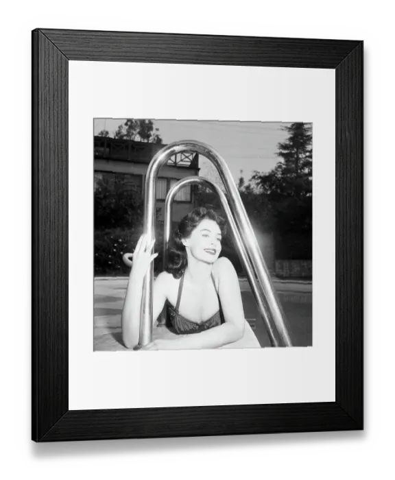 Framed Print : Photo of Grey Dawn & Sheila Darin Framed Print : Photo of Grey Dawn & Sheila Darin