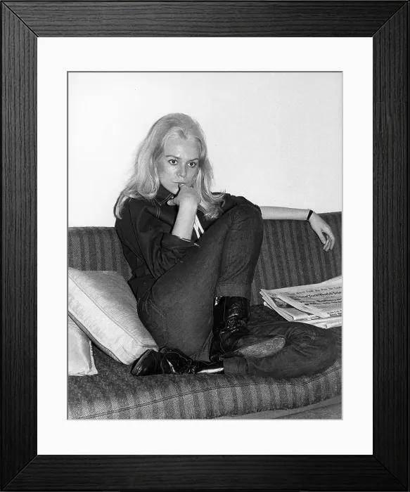Framed Print : Photo of Jackie De Shannon Framed Print : Photo of Jackie De Shannon