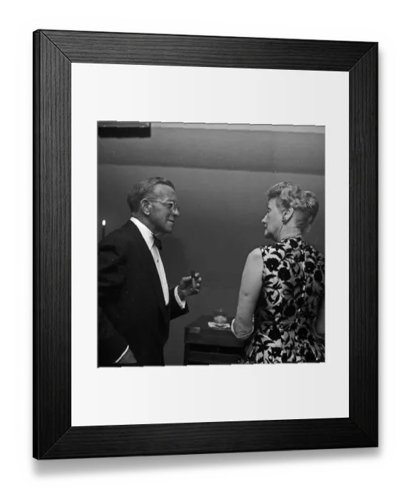 Framed Print : Photo of George Burns Framed Print : Photo of George Burns