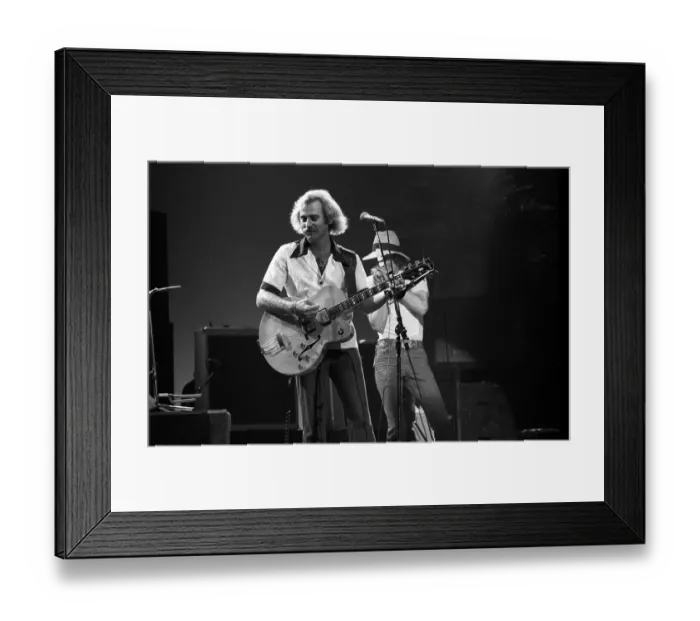 Framed Print : Photo of Jimmy Buffett Framed Print : Photo of Jimmy Buffett