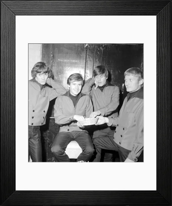 Framed Print : Photo of Bobby Four Fuller