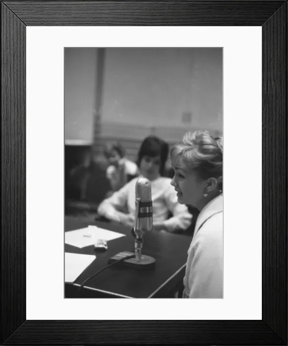Framed Print : Debbie Reynolds at a Vintage Microphone Framed Print : Debbie Reynolds at a Vintage Microphone