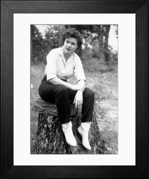 Framed Print : Patsy Cline Portrait Framed Print : Patsy Cline Portrait