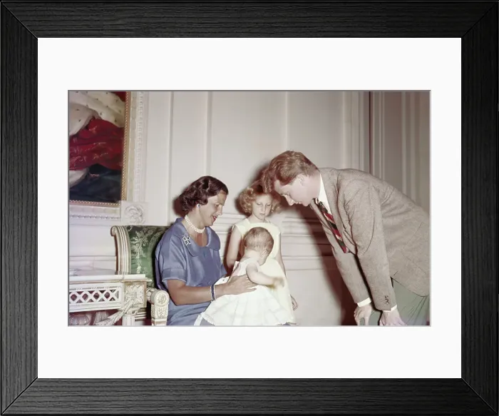 Framed Print : Lilian, Leopold & Their Daughters Framed Print : Lilian, Leopold & Their Daughters