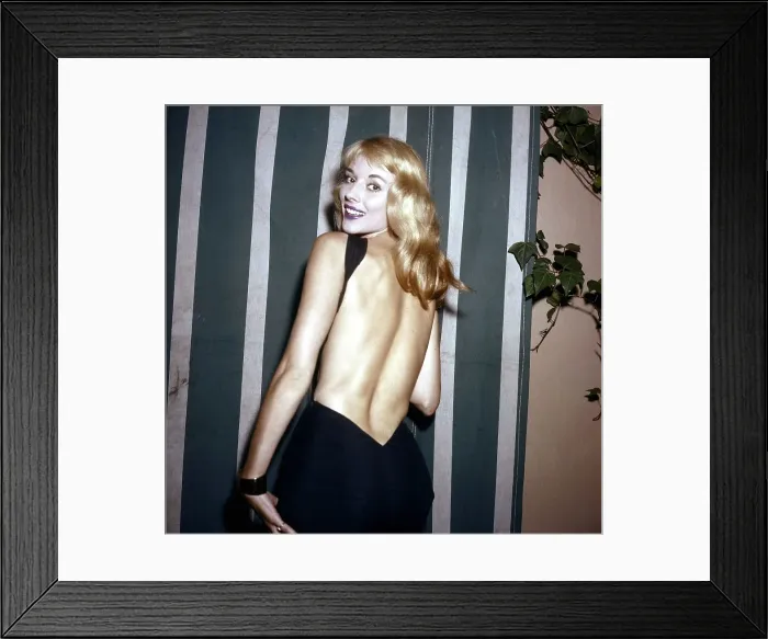 Framed Print : Vikki Dougan