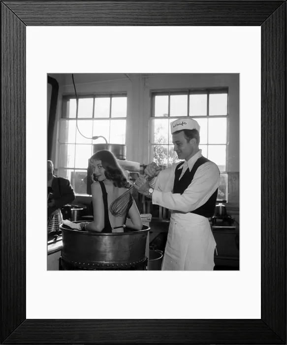 Framed Print : Vikki Dougan Framed Print : Vikki Dougan