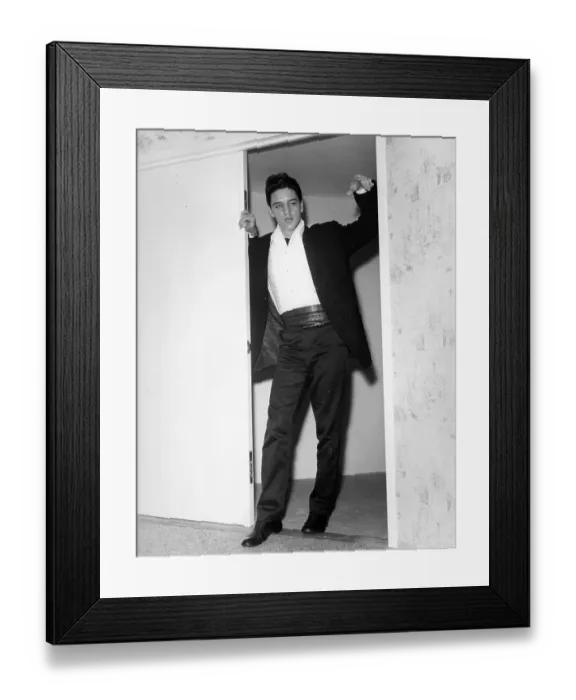 Framed Print : Photo of Elvis PresleyRock and roll musician Elvis Presley Framed Print : Photo of Elvis PresleyRock and roll musician Elvis Presley