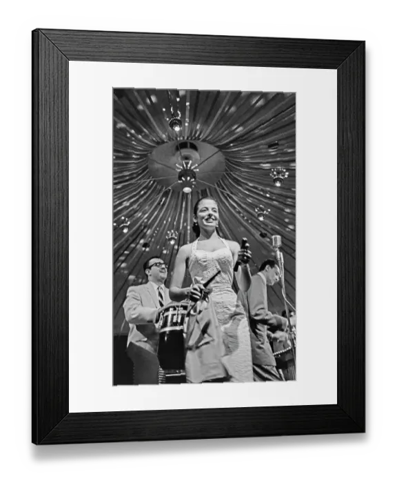 Framed Print : Las Vegas Entertainment