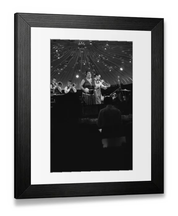 Framed Print : Las Vegas Entertainment