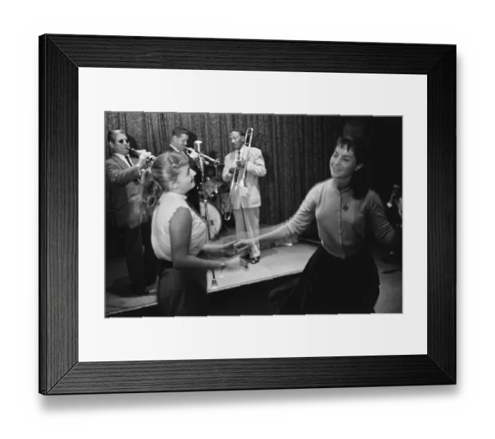 Framed Print : New York City Jazz Club, 1955 Framed Print : New York City Jazz Club, 1955