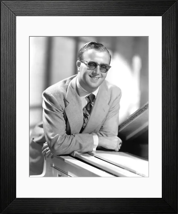 Framed Print : George Shearing Framed Print : George Shearing
