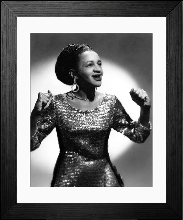 Framed Print : Clara Ward Portrait Session Framed Print : Clara Ward Portrait Session