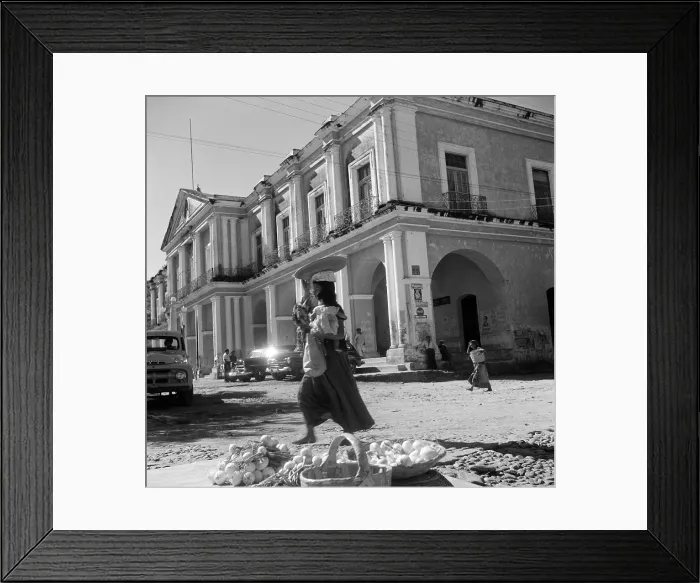 Framed Print : Tehuantepec, Mexico Framed Print : Tehuantepec, Mexico