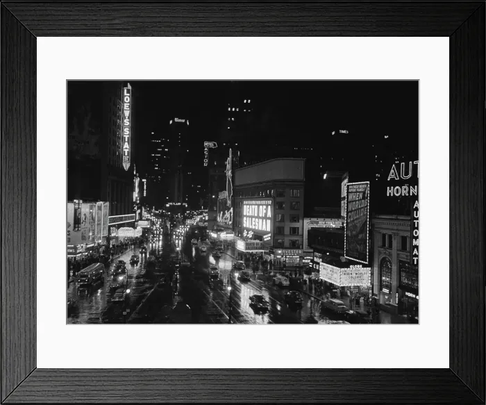 Framed Print : Times Square At Night Framed Print : Times Square At Night