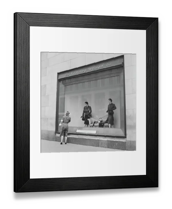 Framed Print : Fifth Avenue Store Framed Print : Fifth Avenue Store