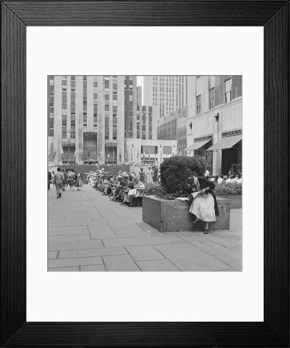 Framed Print : Rockefeller Plaza Framed Print : Rockefeller Plaza