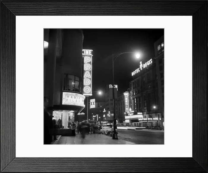 Framed Print : Mexico City Street Scenes Framed Print : Mexico City Street Scenes