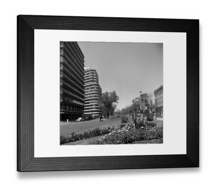 Framed Print : Mexico City Street Scenes Framed Print : Mexico City Street Scenes