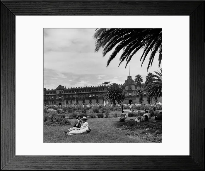 Framed Print : Mexico City Street Scenes