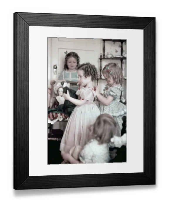 Framed Print : Recreation Of Life On A Pre Civil War Plantation Framed Print : Recreation Of Life On A Pre Civil War Plantation