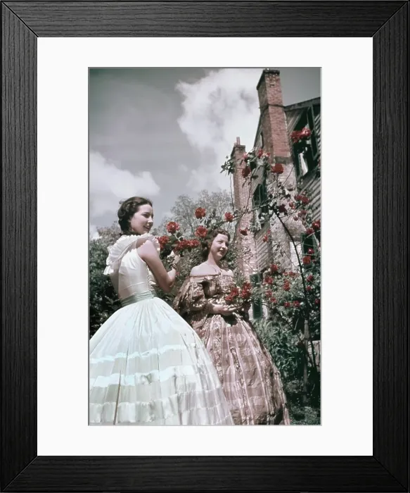 Framed Print : Recreation Of Life On A Pre Civil War Plantation Framed Print : Recreation Of Life On A Pre Civil War Plantation