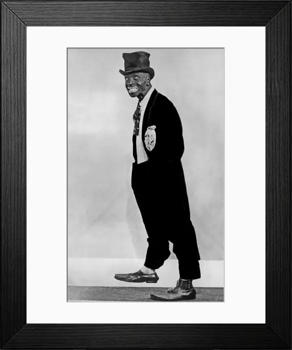 Framed Print : Brown Skin Models Framed Print : Brown Skin Models