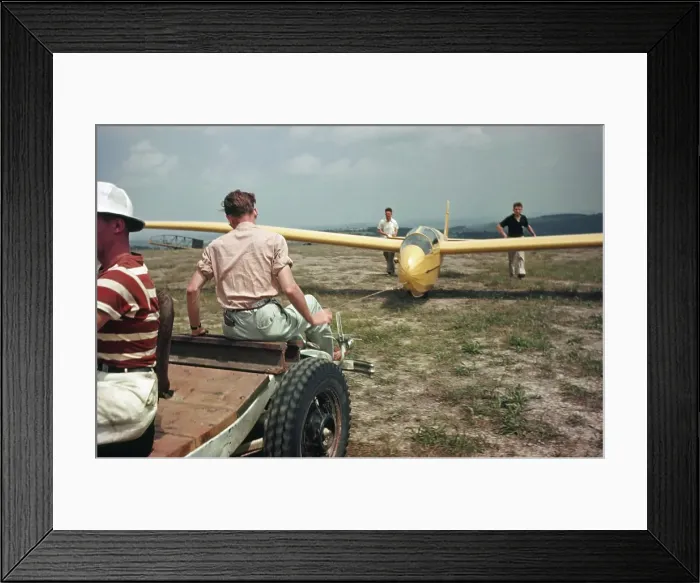 Framed Print : Gliding Gliders in New Jersey Framed Print : Gliding Gliders in New Jersey