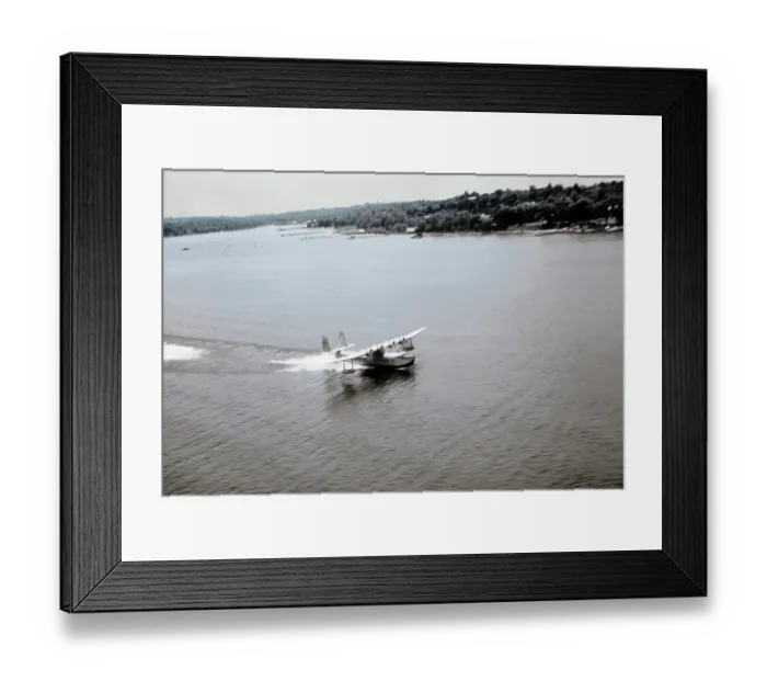Framed Print : Bermuda Clipper Framed Print : Bermuda Clipper