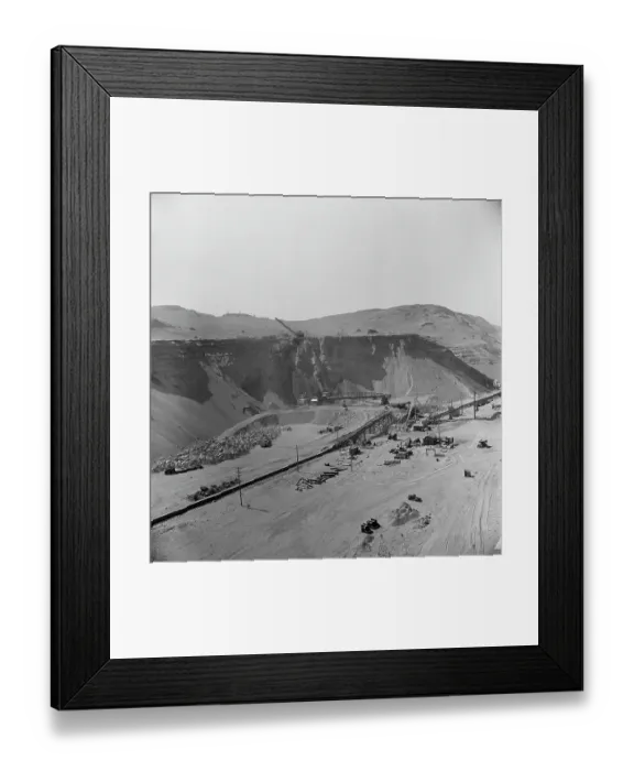Framed Print : Grand Coulee Dam, Washington Framed Print : Grand Coulee Dam, Washington