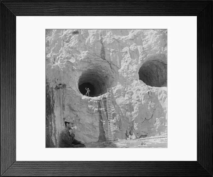 Framed Print : Grand Coulee Dam, Washington Framed Print : Grand Coulee Dam, Washington