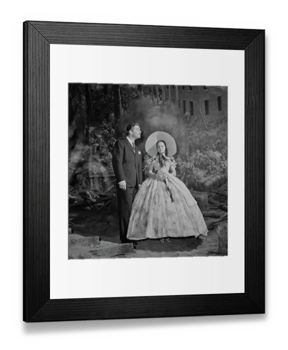 Framed Print : Gone With the Wind Atlanta Premiere Photoshoot