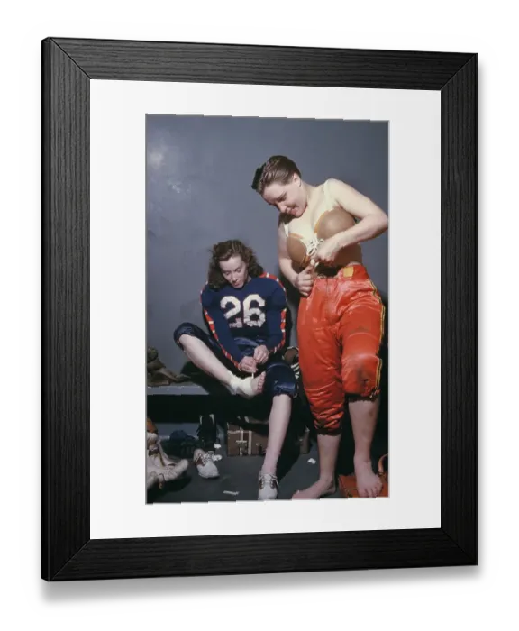 Framed Print : Women's Football Framed Print : Women's Football