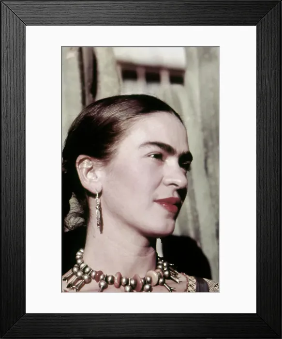 Framed Print : Frida Kahlo Framed Print : Frida Kahlo