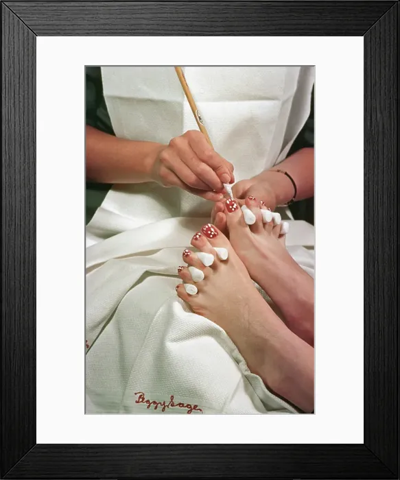 Framed Print : Manicure and Pedicure Salon Framed Print : Manicure and Pedicure Salon
