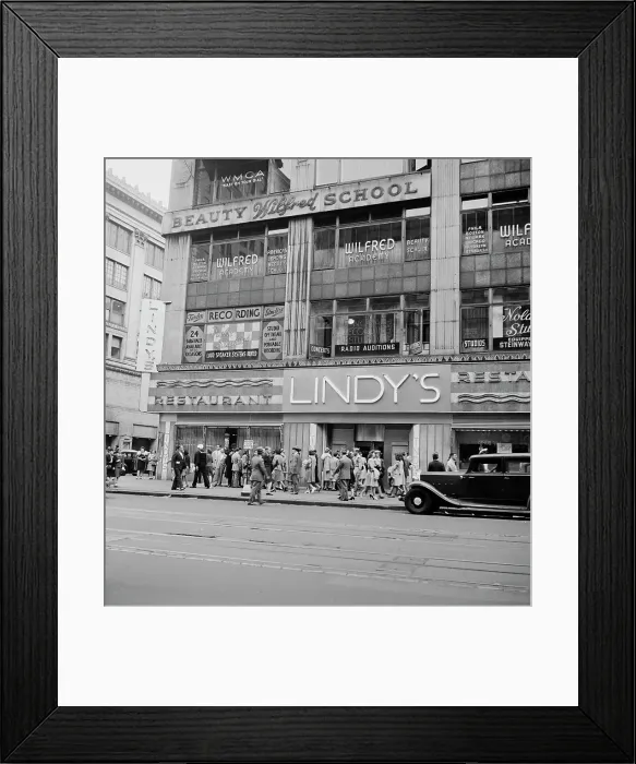 Framed Print : Lindy's Deli Framed Print : Lindy's Deli