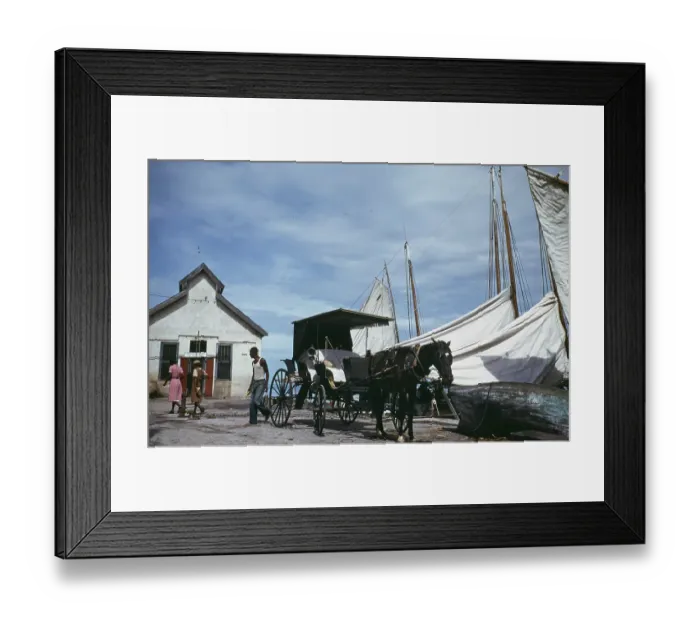 Framed Print : NASSAU, BAHAMAS Framed Print : NASSAU, BAHAMAS