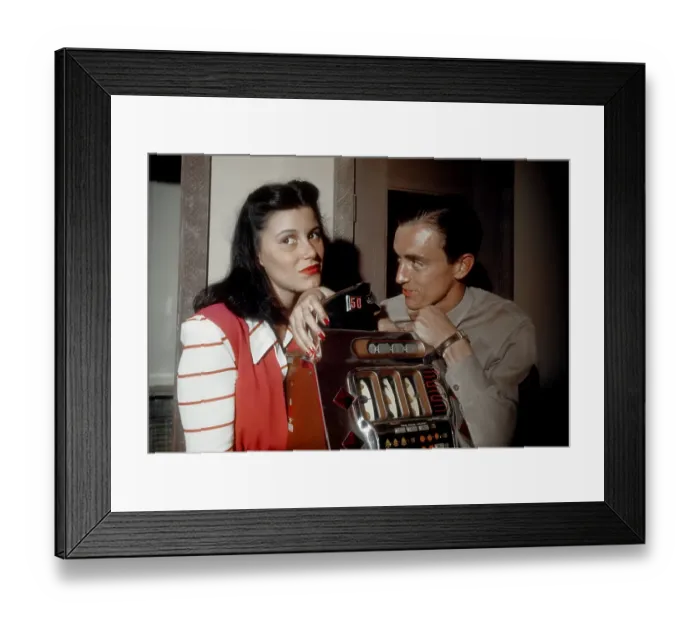 Framed Print : El Rancho Vegas Framed Print : El Rancho Vegas