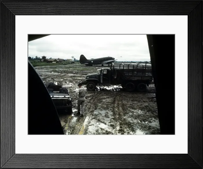 Framed Print : U.S. AIR FORCE BASE IN AGRA, INDIA Framed Print : U.S. AIR FORCE BASE IN AGRA, INDIA