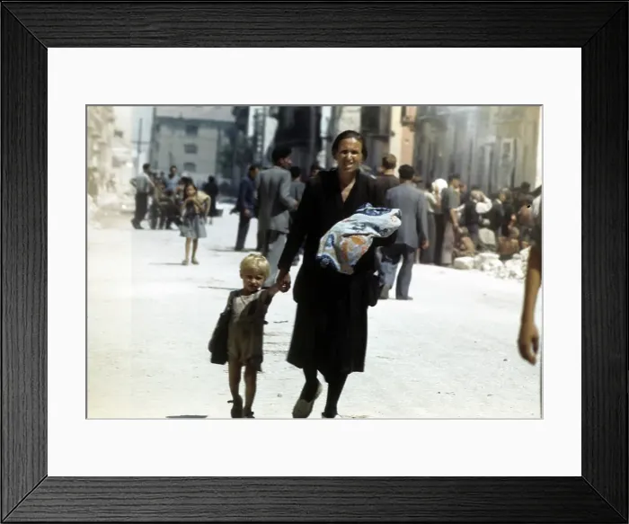 Framed Print : ALLIED INVASION OF SICILY DURING WWII Framed Print : ALLIED INVASION OF SICILY DURING WWII