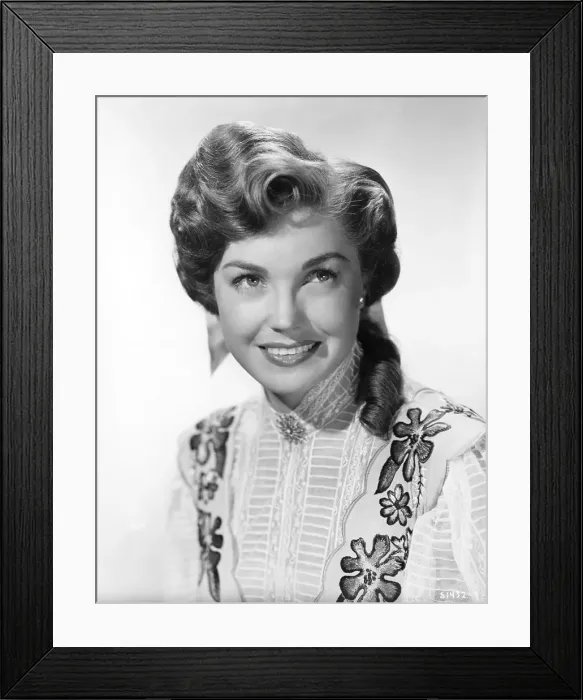 Framed Print : Esther Williams Portrait Framed Print : Esther Williams Portrait