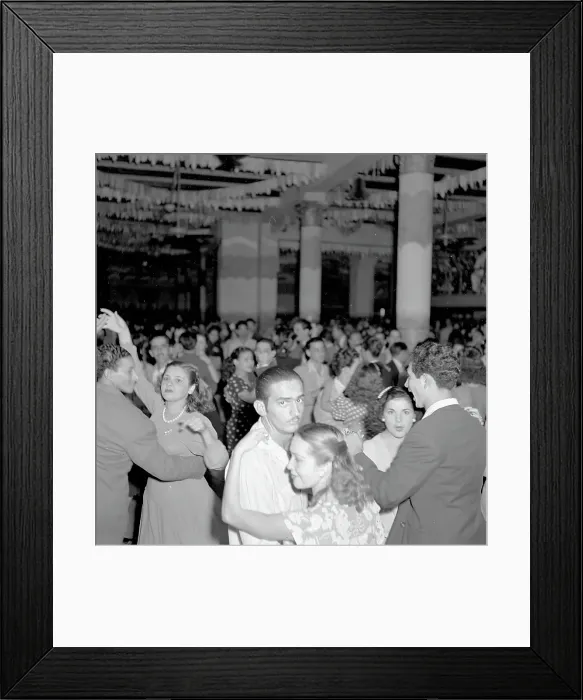 Framed Print : Havana Nights Framed Print : Havana Nights