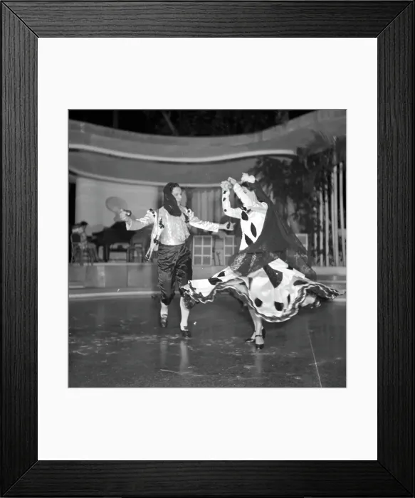 Framed Print : Havana Nights Framed Print : Havana Nights