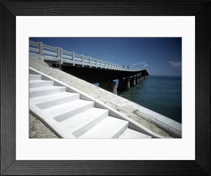Framed Print : SEVEN MILE BRIDGE Framed Print : SEVEN MILE BRIDGE