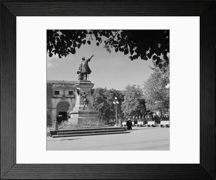 Framed Print : Santo Domingo, Dominican Republic Framed Print : Santo Domingo, Dominican Republic