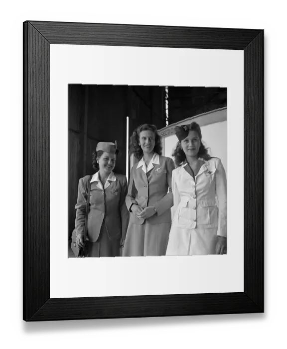 Framed Print : Pan Am. SAN JUAN, PUERTO RICO - CIRCA 1947: L-R Avianca Airlines, Pan American Airways Framed Print : Pan Am. SAN JUAN, PUERTO RICO - CIRCA 1947: L-R Avianca Airlines, Pan American Airways