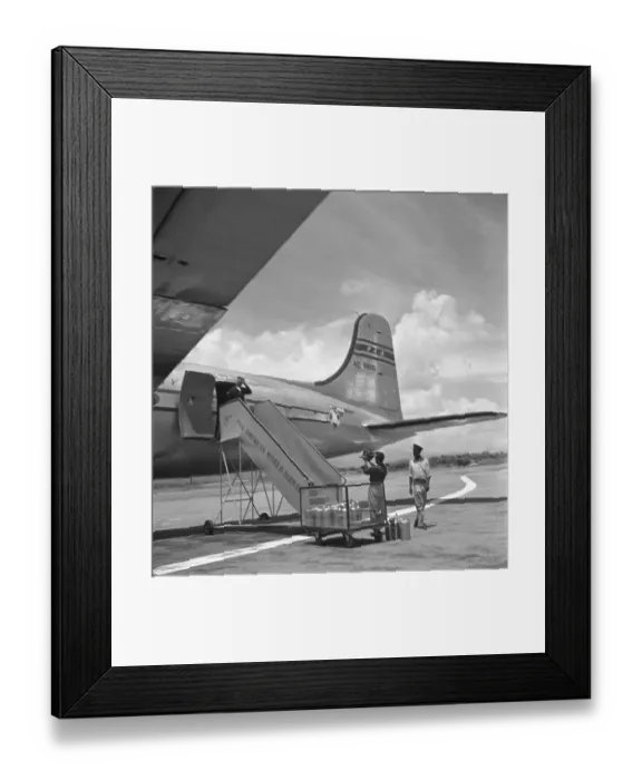 Framed Print : Pan Am. CIRCA 1947: Passengers board a Pan American Airways clipper circa 1947 Framed Print : Pan Am. CIRCA 1947: Passengers board a Pan American Airways clipper circa 1947