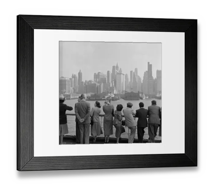 Framed Print : New York City Street Scenes Framed Print : New York City Street Scenes
